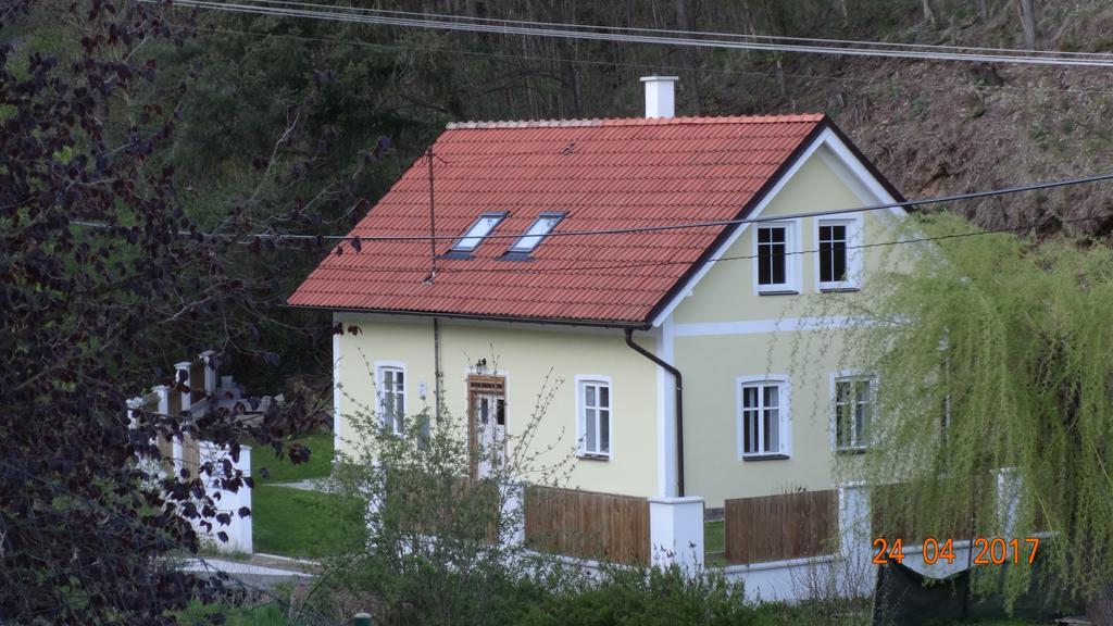 Penzion Chaloupka za potůčkem Županovice Exteriér fotografie